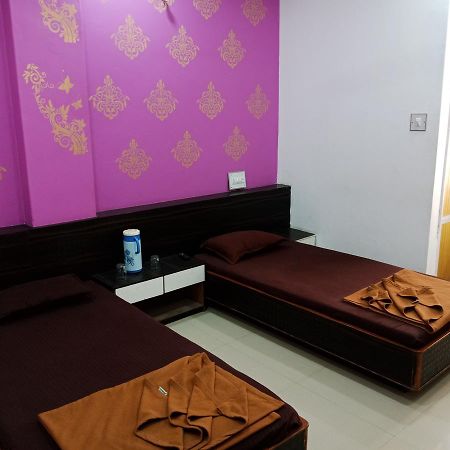 Hotel Sahara Palace Bhuj Dış mekan fotoğraf